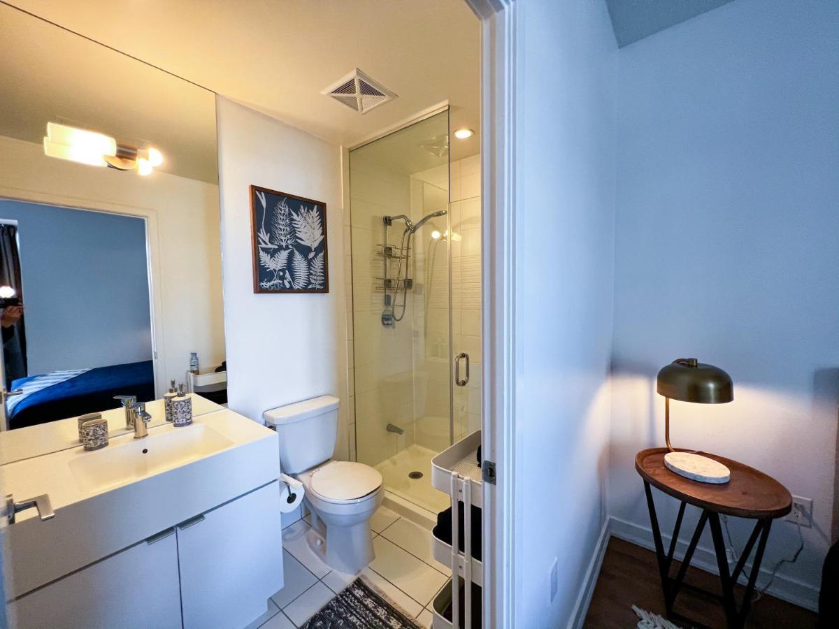 Simply Comfort. Elegant Apartments Dan Lecki Toronto Exteriör bild